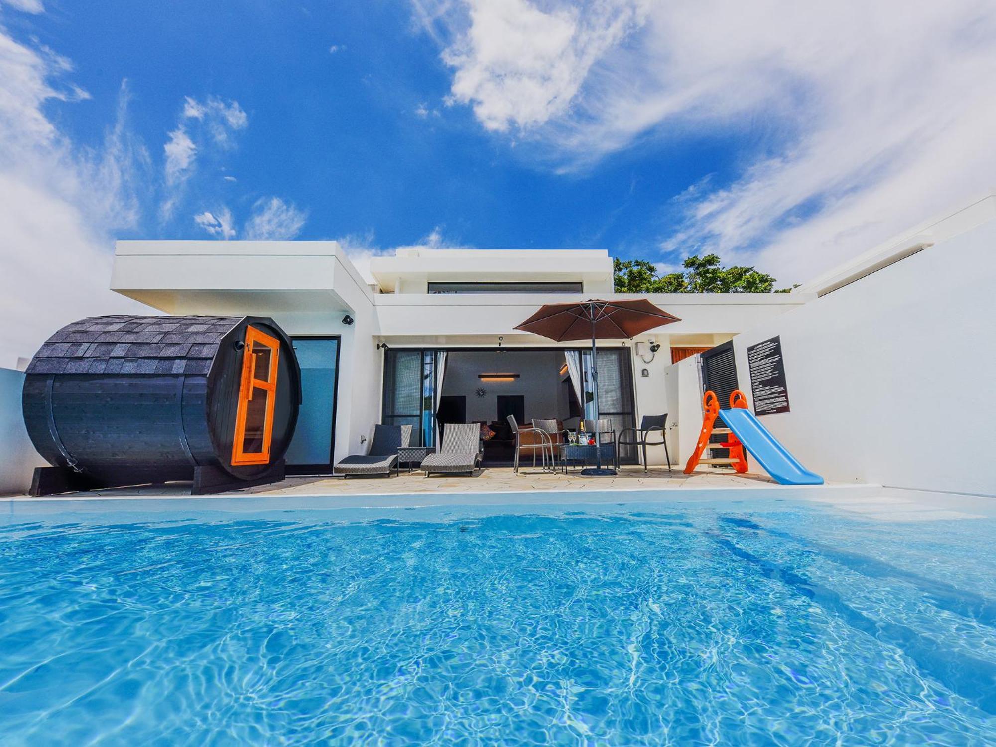 Private Pool Villa Motobu Exterior photo